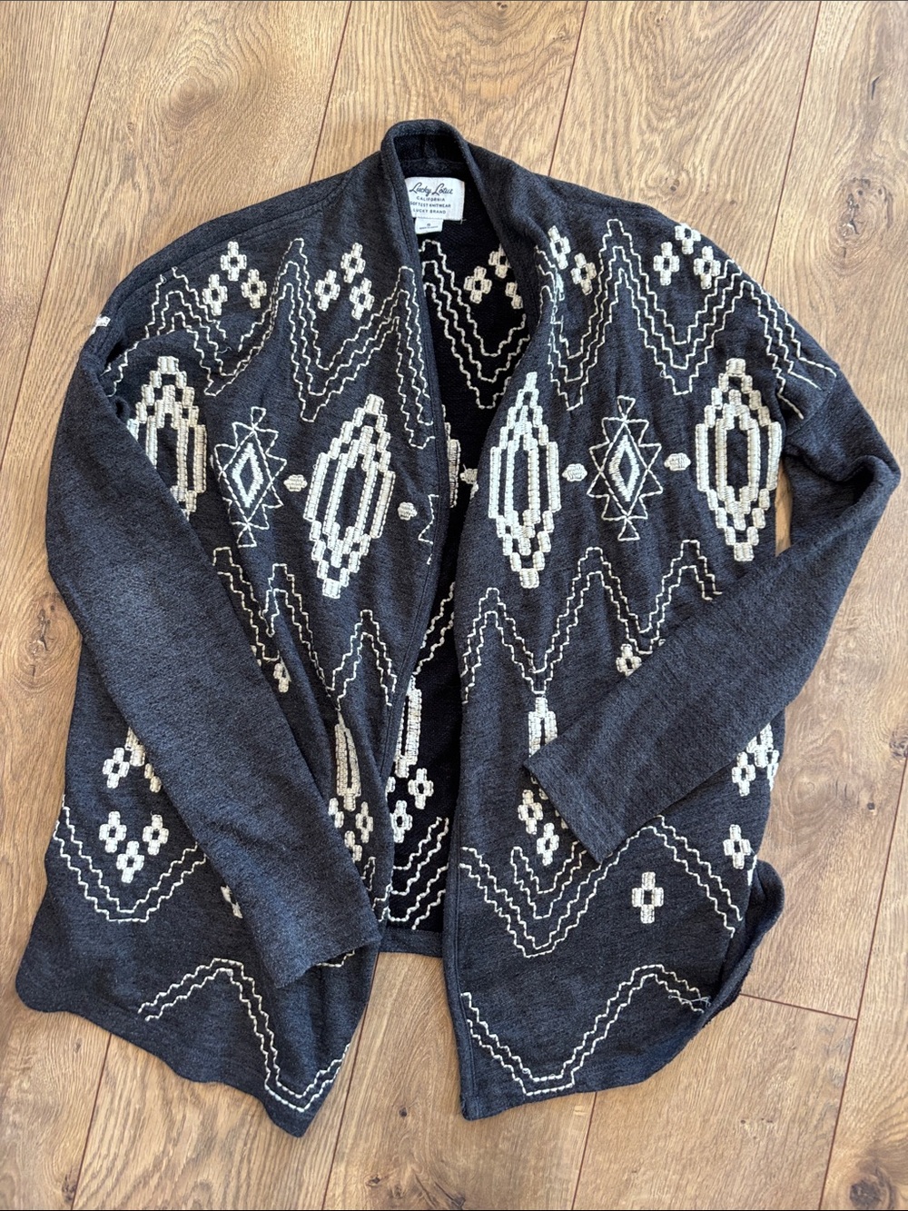 Lucky Lotus Lucky Brand Gray & Cream Geometric Embroidered Open Cardigan